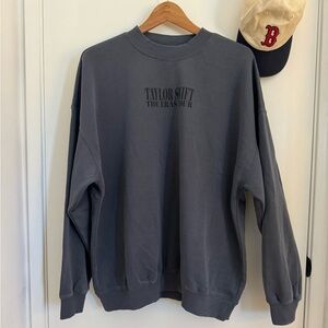 Taylor Swift Eras Tour Crewneck size XLarge